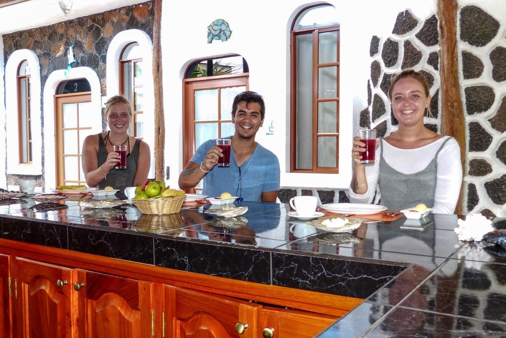 פורטו איורה Hotel Coloma Galapagos מראה חיצוני תמונה